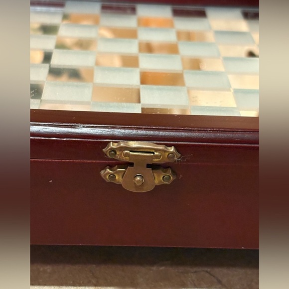 Elegant Brown and Silver Chessboard Frame - Picture 3 of 9
